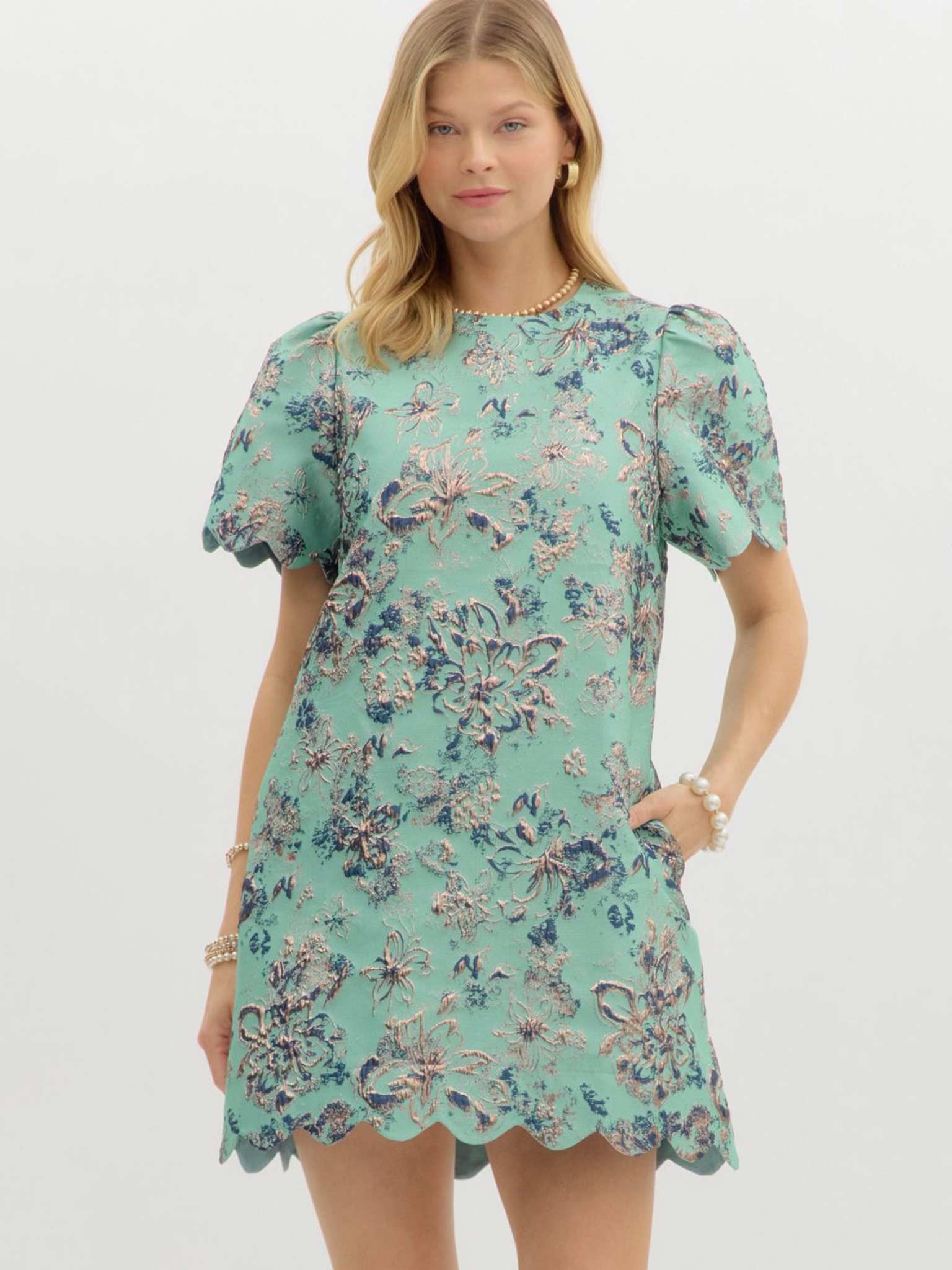 seafoam green mini dress Metallic Floral Jacquard in Size:EU 40 - US 7.5 Elysia Dropped Hem Maxi Dress The halter neckline features 18 Disco Outfit Ideas