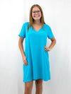 v-neck shift dress on model in blue from front